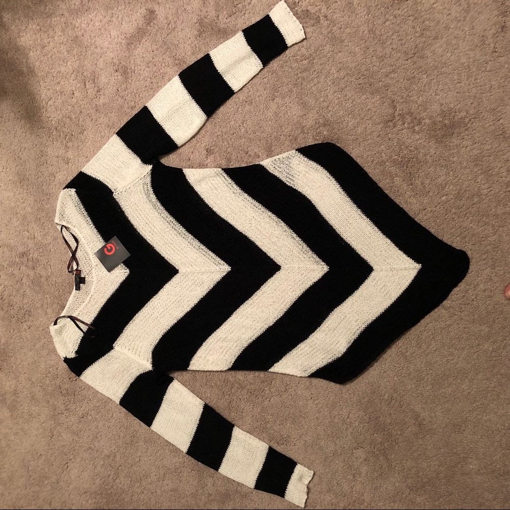 Women’s sweater